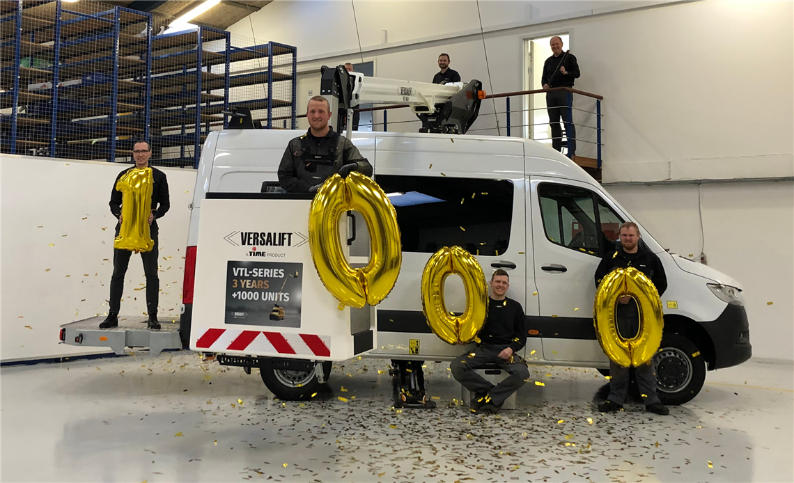 Versalift produces 1000 VTL