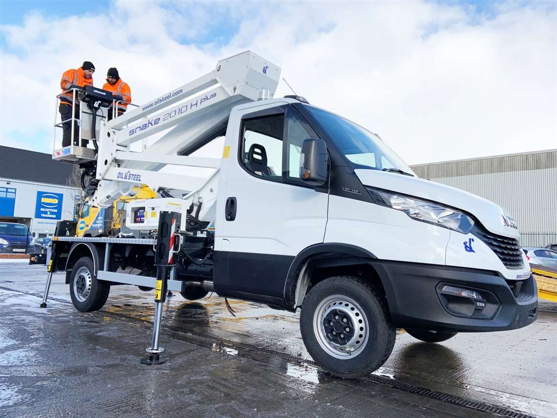 Oil & Steel's Snake 2010 H Plus articulating boom lift