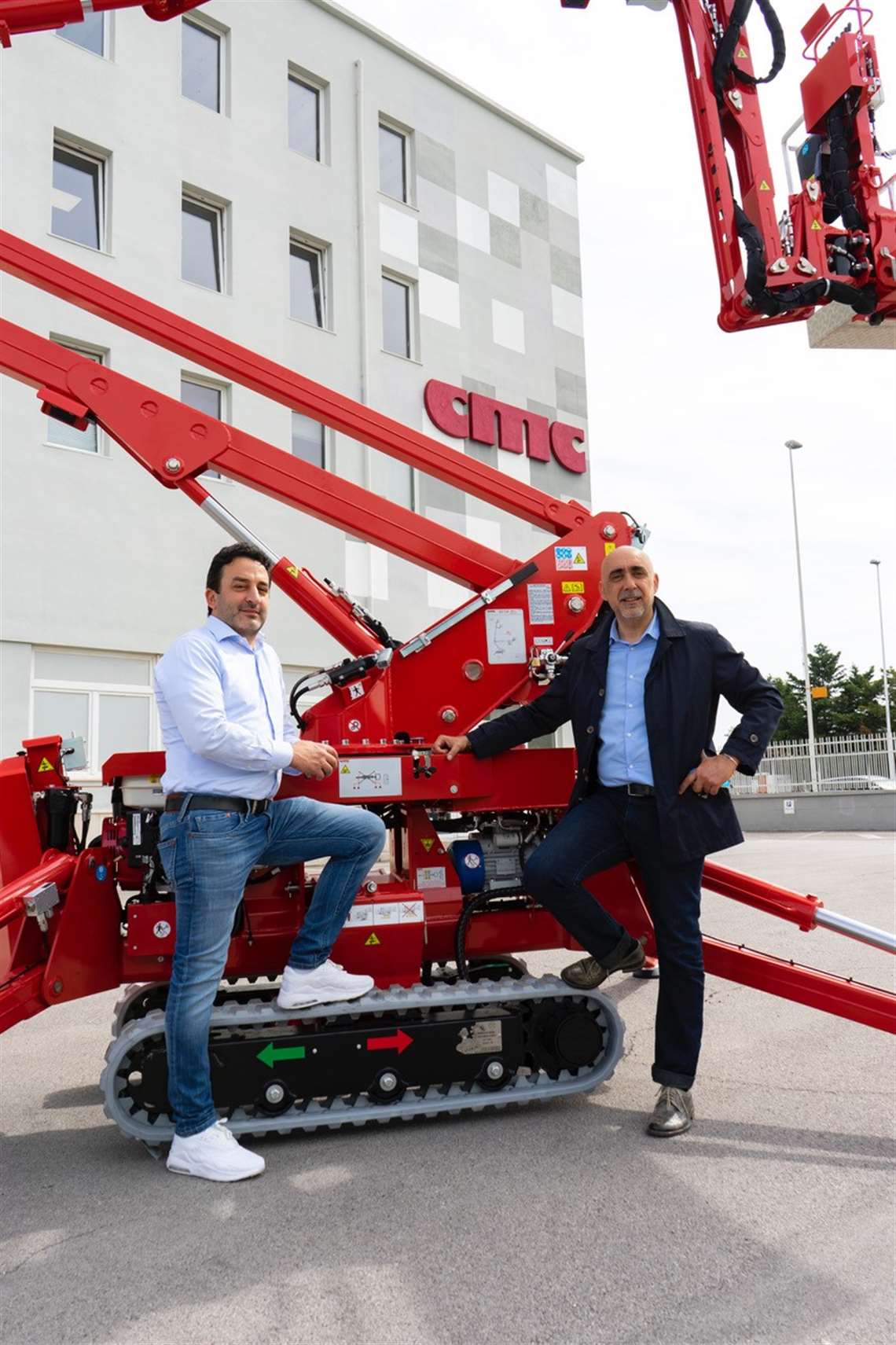 From left to right Fabio Duccoli, Director of FGL Commerciale and Fulvio Quercioli, Domestic Sales Manager at CMC