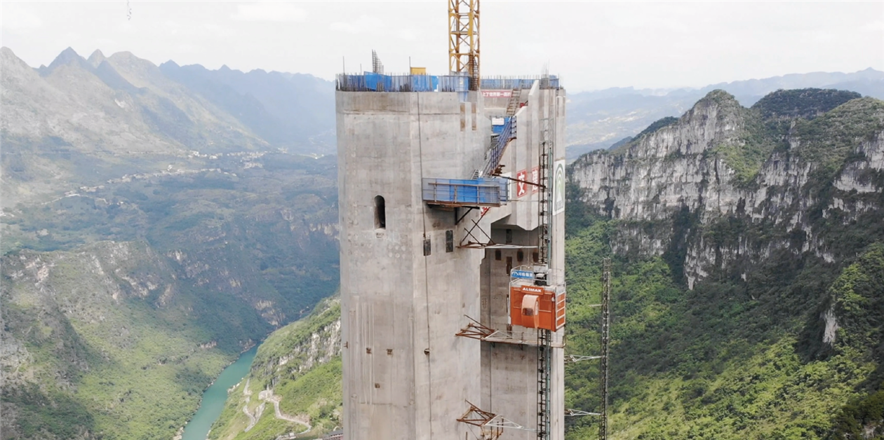 Alimak reports rising orders and profits despite market challenges