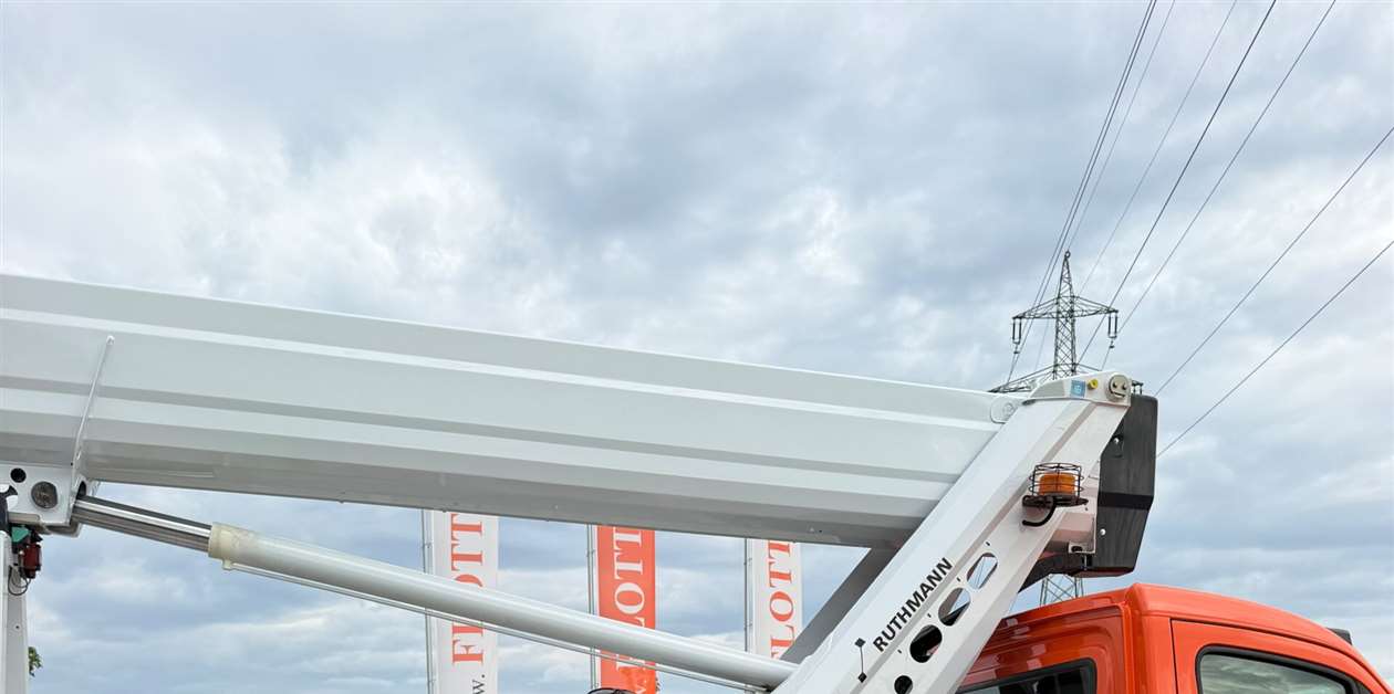 Flott receives 110th Ruthmann model