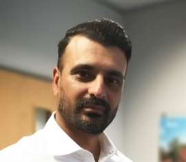 Asif Latief está se juntando à Speedy Services.