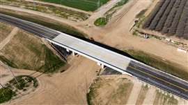 CAHSR crossing (Image: California High-Speed Rail Authority)