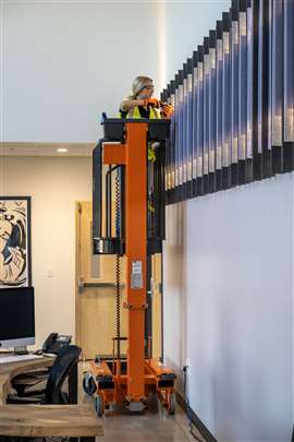 JLG 1230P