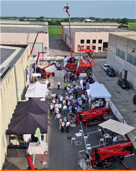 The Almac Group Dealer Day - Easy Lift 