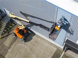 JLG EC450AJ boom lift