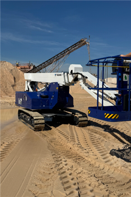 AWPs are increasingly being used in open-pit mines, for maintenance, inspections and repairs