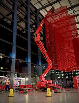 Noleggio di veicoli a prezzi accessibili - CMC S20 - Aeroporto di Heathrow