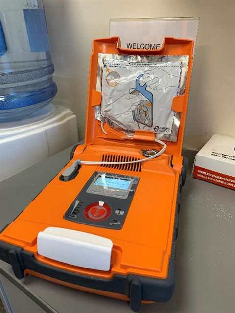 Star Platforms defibrillators