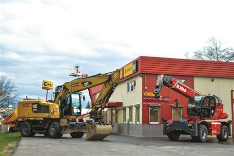 One of Avesco Rent's Caterpillar excavators