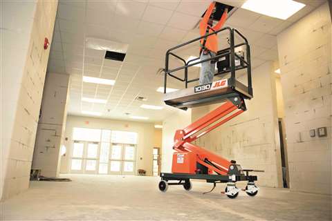 JLG’s 1030P