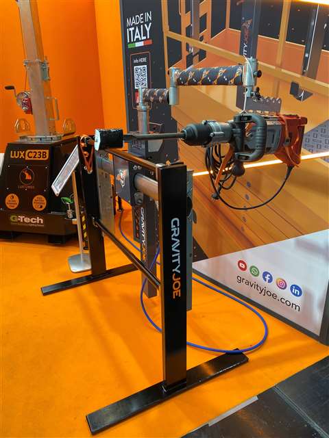 The Gravity Joe can be used with power tools weight up to 20 kg.