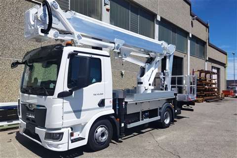 Multitel hybrid first to Italian rental