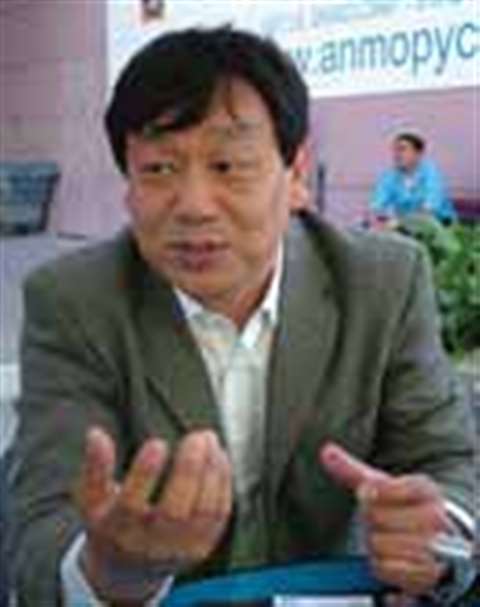 JingCheng's chairman and vice president, Du Yuexi.