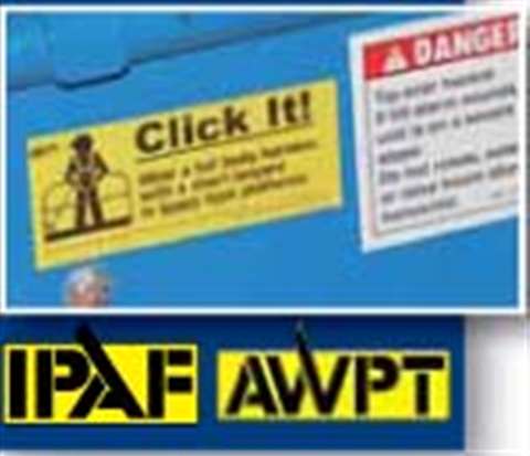 JCB has lowerd the bomm pins of the 535-125 HiViz Loadall to give its operater visibility.