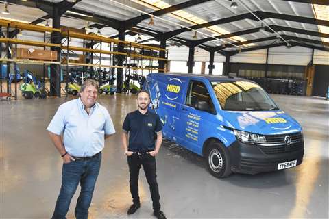 New Hird Western Hub Phil Hird R and Alan Peck L 300