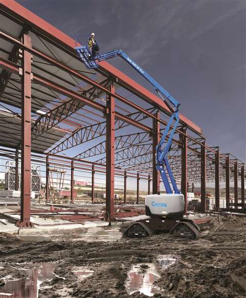 Genie Z-62_40 TraX_on_Construction Site_low_res