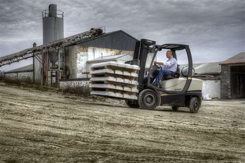 Crown's new C-5 series can lift from 4,000 to 6,500 pounds.