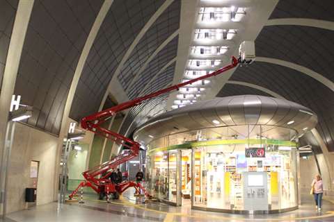 Blue Lithium SA22 (R220C) tracked platforms at the North-South metro tunnel in Cologne.