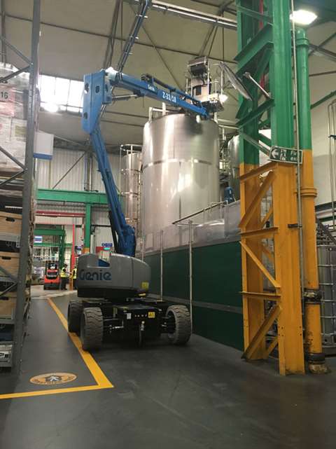 Greencroft Bottling and sister company Lanchester Wines' Genie Z-33/18.
