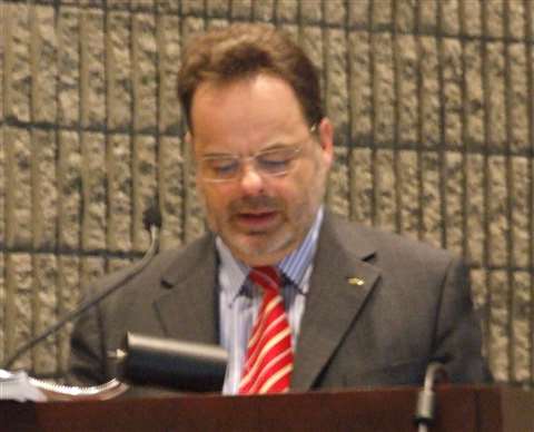 Tim Whiteman launches IPAF's US Access Rental study at The Rental Show in Atlanta, US, in March. 