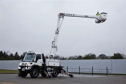 High Voltage Insulated Versalift for ZSE.