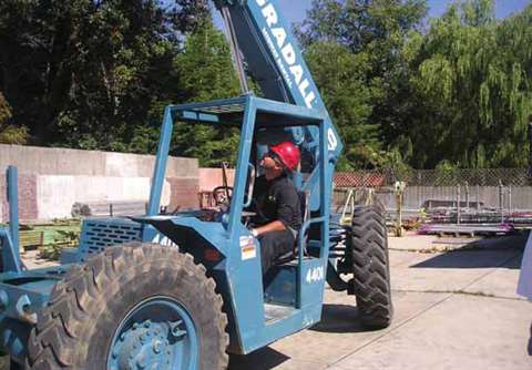 Arxcis offers three types of training: on-site, prepared presentation kits that the customer can use